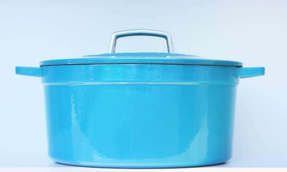 Air Dry To Clean Outside Of Le Creuset Cookware