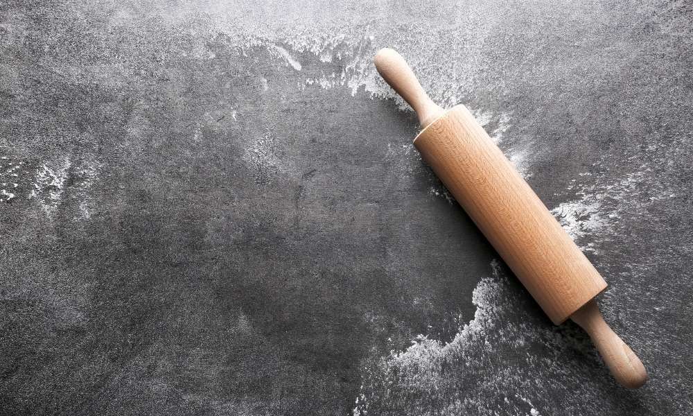 Rolling Pin To Organize Bakeware