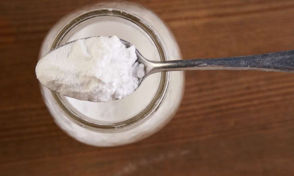 Use Baking Soda To Clean Stainless Steel Utensils