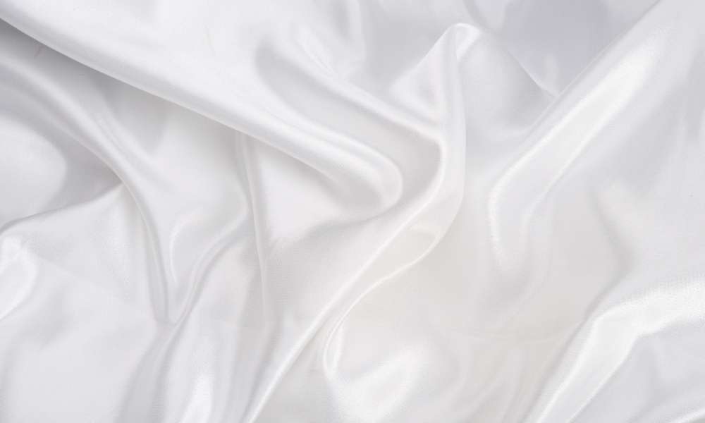 Satin Sheets Or Silk Sheets