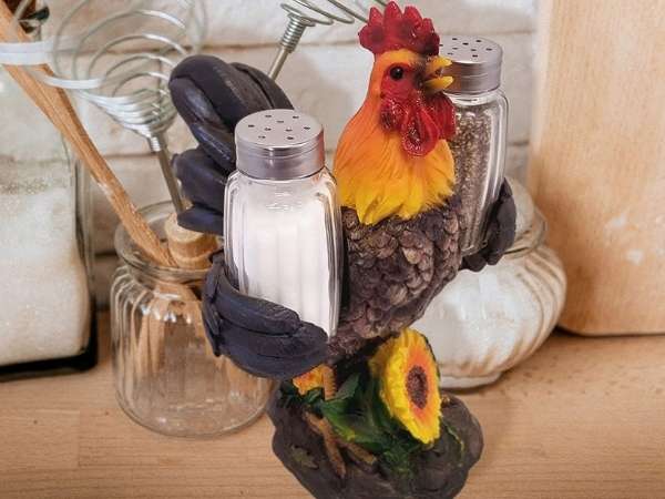 Rooster Holding Salt And Pepper Shakers