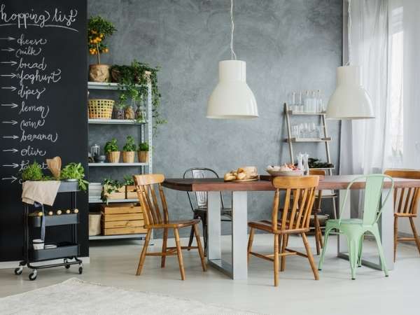 Using Chalkboard Paint Kitchen Accent Wall