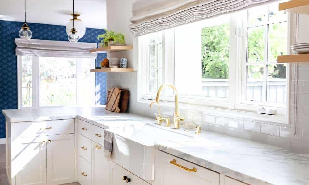 Farmhouse Style Kitchen Hutch