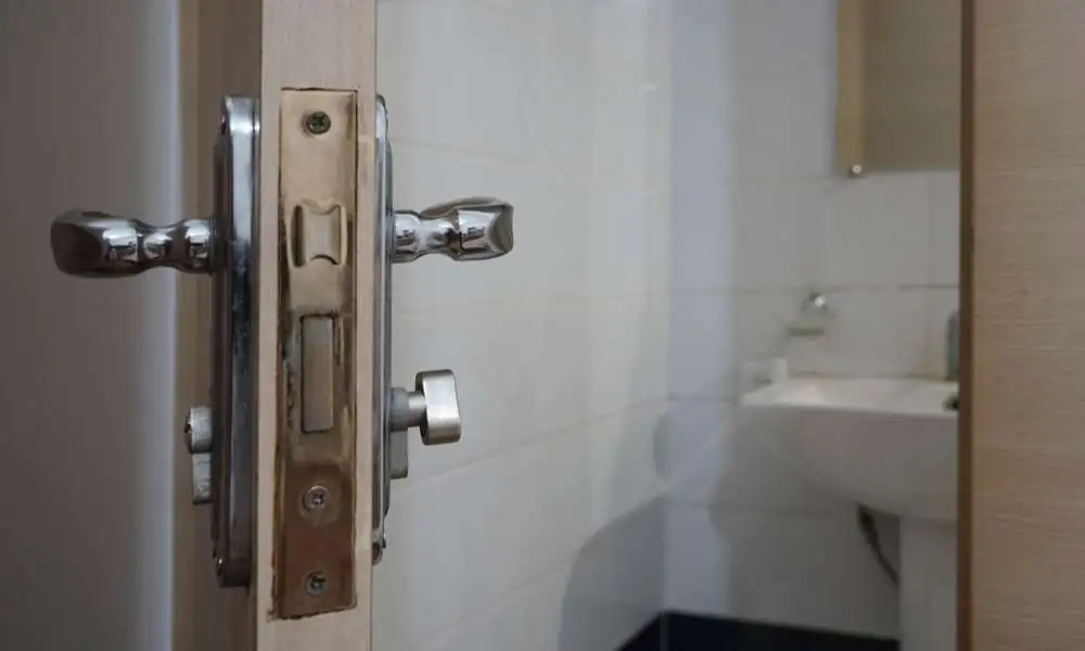 How to Unlock Bathroom Door With Hole