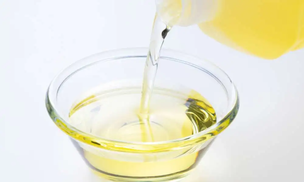 Vegetable oil Or shortening apply thinly