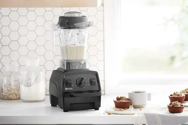 Vitamix E310 Explorian Blender