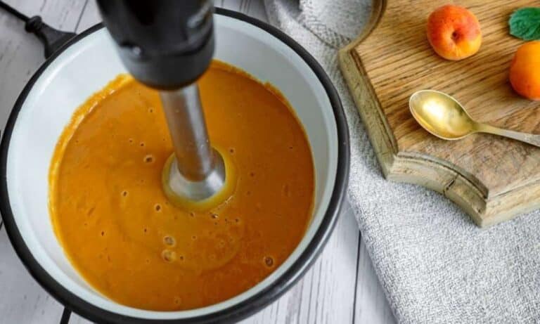 How to Use Immersion Blender for Soup | Home Artic
