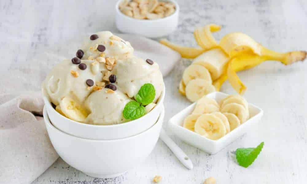 How to Make Banana Ice Cream in a Blender
