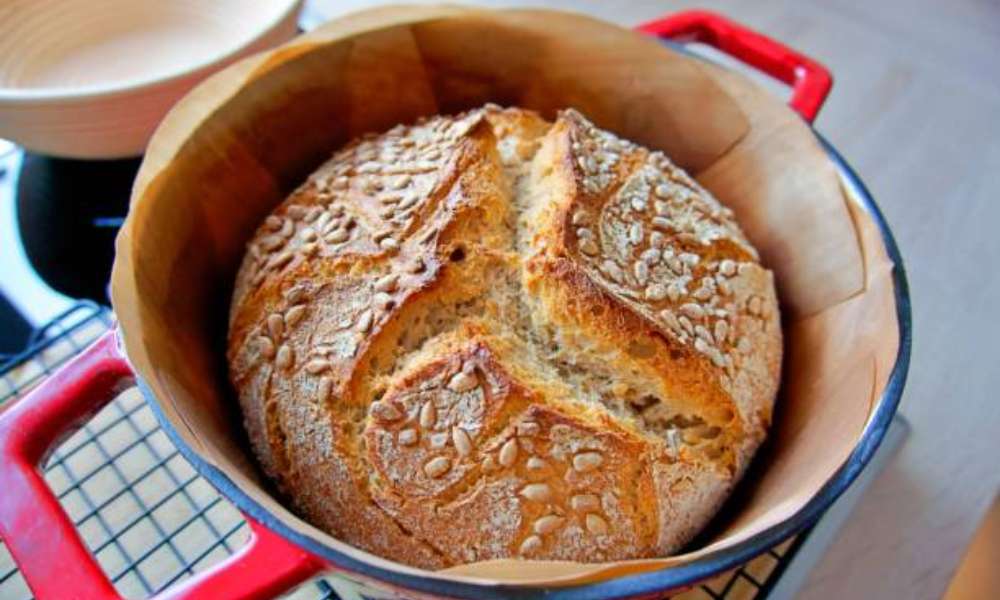 How To Use A Dutch Oven For Bread