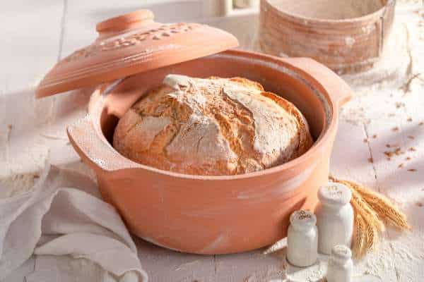 Tips for Using a Dutch Oven for Baking Bread