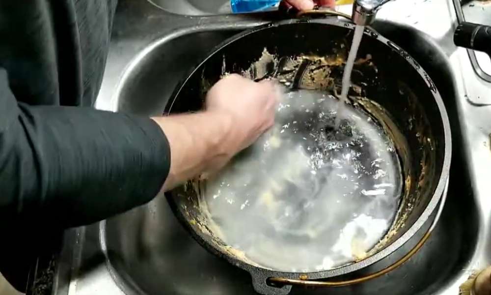 How To Clean Dutch Oven After Baking Bread